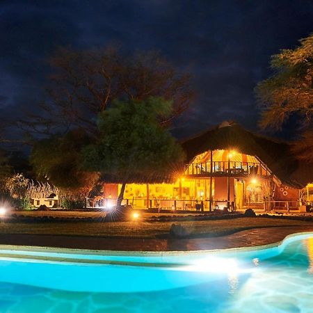 אמבוסלי Tawi Lodge מראה חיצוני תמונה
