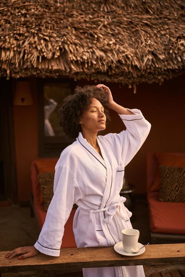 אמבוסלי Tawi Lodge מראה חיצוני תמונה
