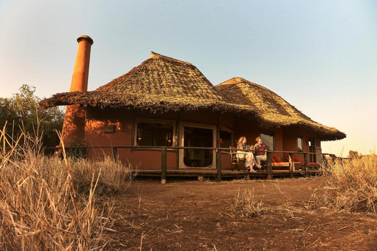אמבוסלי Tawi Lodge מראה חיצוני תמונה
